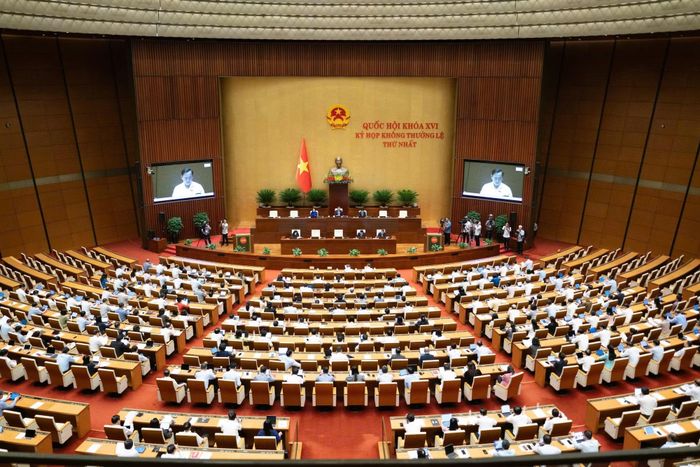 Quang cảnh phiên thảo luận chiều 8/8.