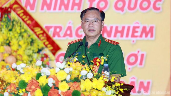 Thứ trưởng Nguyễn Văn Long đánh giá cao kết quả bảo đảm ANTT và xây dựng phong trào toàn dân bảo vệ ANTQ tại phường Đa Mai.