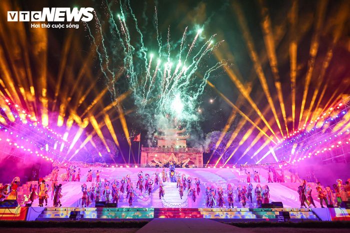 Festival Võ thuật Quốc tế Hà Nội 2026 là sự kiện văn hóa - thể thao quy mô lớn của Thủ đô, quy tụ khoảng 2.000 võ sư, huấn luyện viên, vận động viên, võ sinh cùng các đoàn võ thuật trong và ngoài nước. Chương trình hướng tới tôn vinh truyền thống thượng võ của dân tộc, góp phần gìn giữ, phát huy giá trị võ cổ truyền Việt Nam, đồng thời quảng bá hình ảnh Hà Nội - Thành phố Vì hòa bình, điểm đến văn hóa, thể thao và du lịch của cả nước.