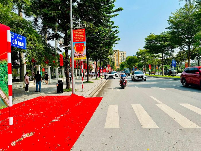 Một góc tuyến phố Cổ Mai khang trang, hiện đại với chiều dài hơn 2,3km. Ảnh: Trần Oanh.