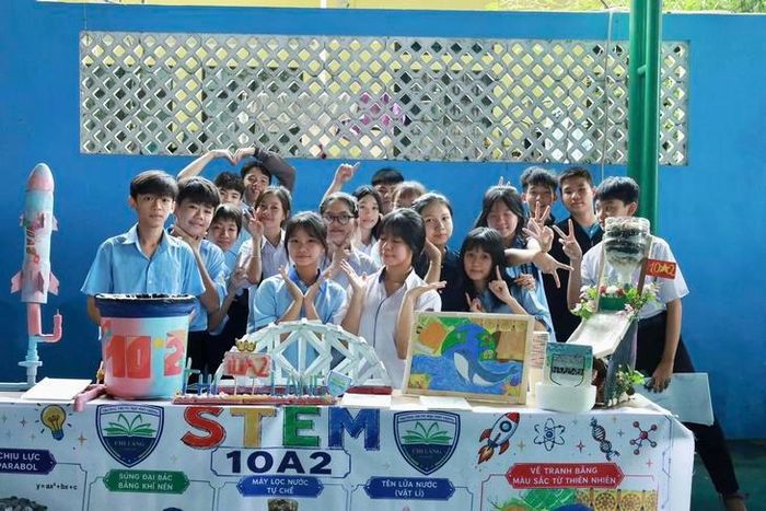 Các em học sinh được tham gia nhiều hoạt động bổ ích để phát triển toàn diện.