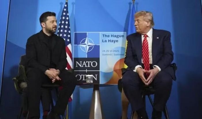 Sau vụ tấn công, ông Volodymyr Zelensky cho biết nguyên nhân chủ yếu là Ukraine không còn đủ tên lửa Patriot để đối phó với số lượng mục tiêu quá lớn.