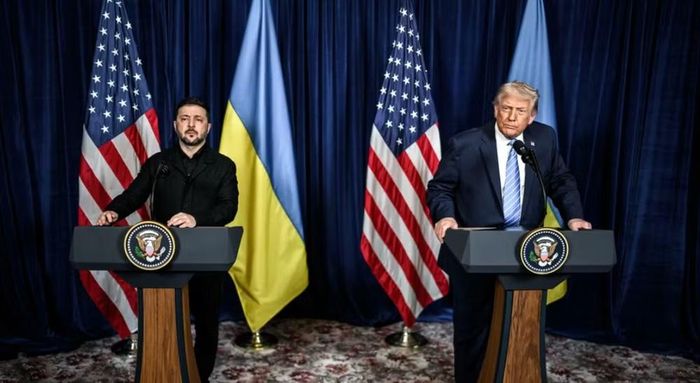 Ukraine từng đề xuất với Washington từ năm 2024 về việc cho phép sản xuất tên lửa Patriot trong nước hoặc hợp tác với các đối tác châu Âu nhằm giảm phụ thuộc vào nguồn cung từ Mỹ. Tuy nhiên, đề xuất này không được chấp thuận.