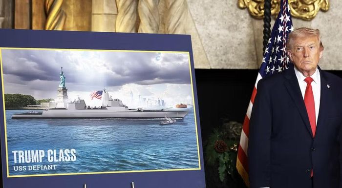 Hải quân Mỹ trước đó xác nhận lớp Trump là chương trình kế tiếp dự án khu trục hạm tên lửa dẫn đường thế hệ mới DDG(X). Dự án mới sẽ kế thừa những thành quả của chương trình DDG(X), đồng thời khắc phục các hạn chế đã xuất hiện trong quá trình thiết kế.