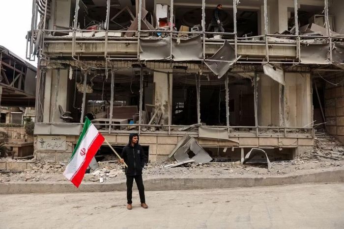 "Sau cuộc chiến với Iran, tôi nhận thấy rõ ràng về mặt quân sự, Mỹ chỉ là một con hổ giấy bất chấp ngân sách quân sự khổng lồ của họ", chuyên gia Michael Krieger nhận xét.