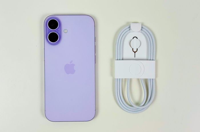 iPhone 17 bản tiêu chuẩn. Ảnh: Pokde.Net.