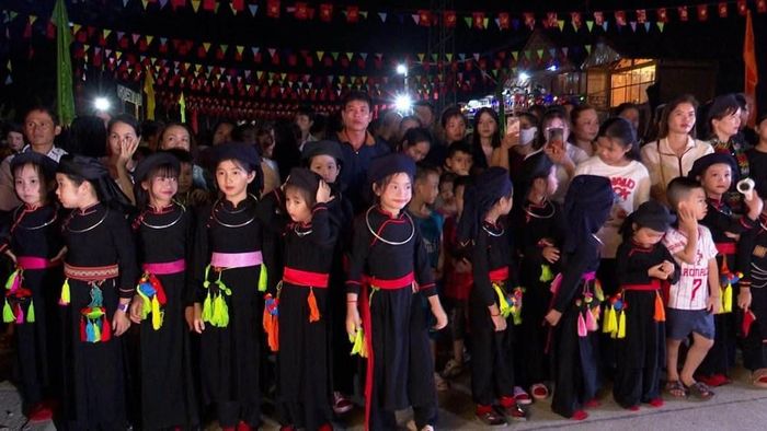 Đêm Hương sắc Thượng Lâm góp phần tạo không khí vui tươi, phấn khởi trong nhân dân và du khách, thiết thực hướng tới kỷ niệm 81 năm Cách mạng Tháng Tám thành công (19.8.1945 - 19.8.2026) và Quốc khánh nước Cộng hòa xã hội chủ nghĩa Việt Nam (2.9.1945 - 2.9.2026).