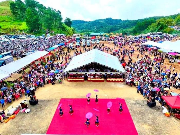 Trong khuôn khổ Tuần Văn hóa - Du lịch Mộc Châu năm 2026, từ ngày 30.8 đến 2.9, tại xã Lóng Sập sẽ diễn ra chuỗi hoạt động đặc sắc, mang đậm hơi thở vùng cao và tình hữu nghị Việt - Lào