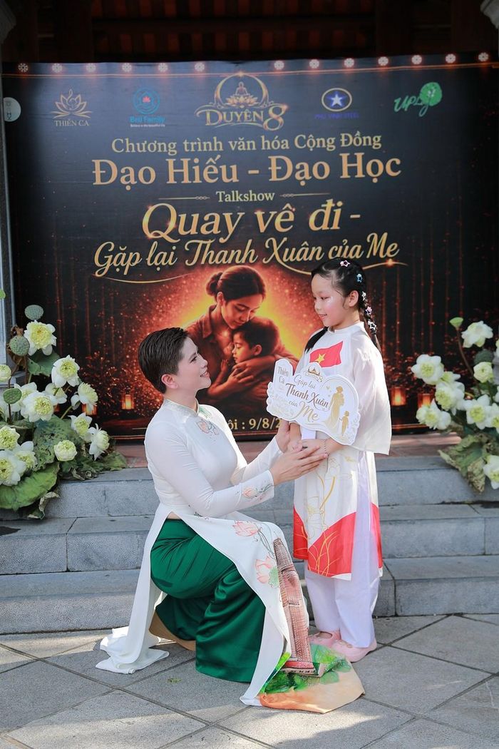 Mùa Vu Lan là dịp tri ân đấng sinh thành, đồng thời nhắc nhở mỗi người trở về với cội nguồn và những giá trị nhân văn truyền thống