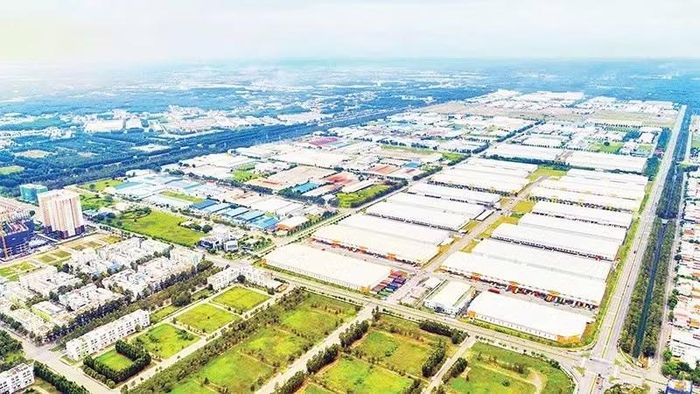Các khu công nghiệp tại tỉnh Bình Dương tiếp tục thu hút vốn đầu tư nước ngoài hiệu quả. Trong ảnh: Khu công nghiệp Việt Nam-Singapore 2 tại tỉnh Bình Dương. (Ảnh: TRỊNH BÌNH)