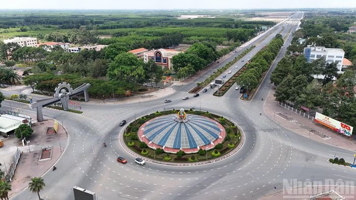Sau khi hoàn thành, đường 25C được đánh giá là tuyến đường đẹp nhất ở thành phố Đồng Nai với quy mô 10 làn xe, được đầu tư hiện đại và theo một trục thẳng.