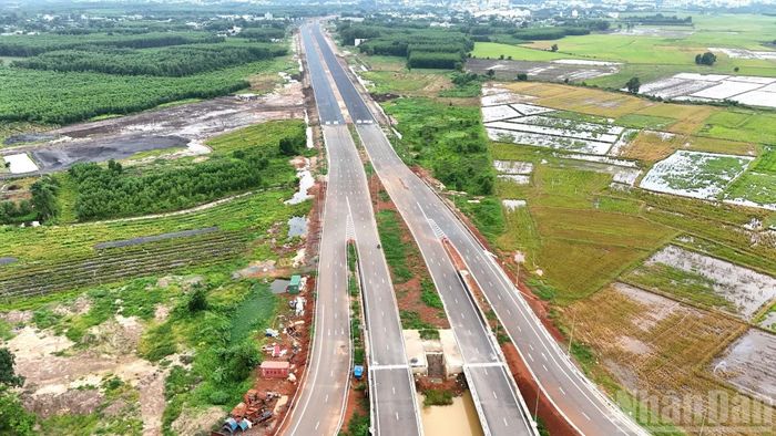 Khi đưa vào khai thác, đường 25C sẽ rút ngắn hành trình từ Thành phố Hồ Chí Minh qua Nhơn Trạch đến sân bay Long Thành.
