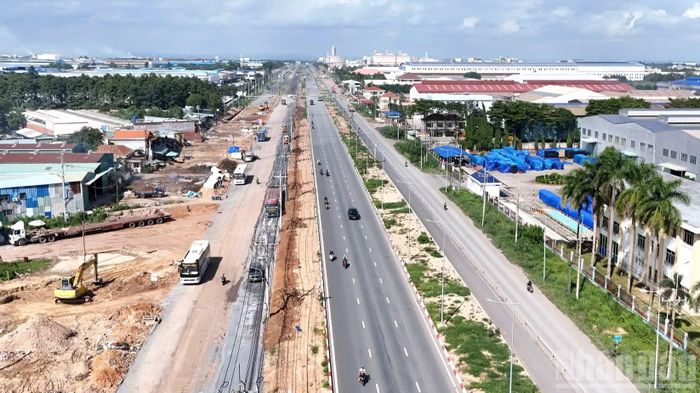 Tại dự án nâng cấp, mở rộng đường 25B đoạn từ trung tâm phường Nhơn Trạch đến Quốc lộ 51 dài hơn 9km, tổng mức đầu tư gần 1.493 tỷ đồng.