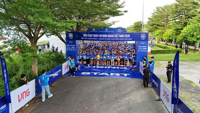 Quang cảnh trước giờ xuất phát. (Ảnh: Ban tổ chức cung cấp)