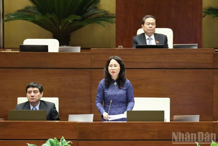 Bộ trưởng Văn hóa, Thể thao và Du lịch Lâm Thị Phương Thanh phát biểu giải trình, làm rõ một số vấn đề đại biểu Quốc hội nêu.