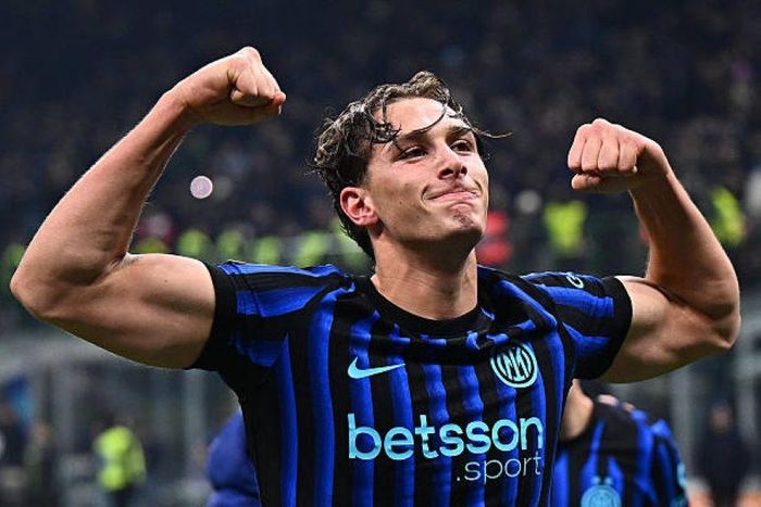 Man United cạnh tranh với Arsenal trong thương vụ Pio Esposito. Ảnh: Getty