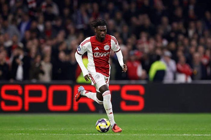 Real Madrid lên kế hoạch chiêu mộ tài năng trẻ Jorthy Mokio. Ảnh: Getty 