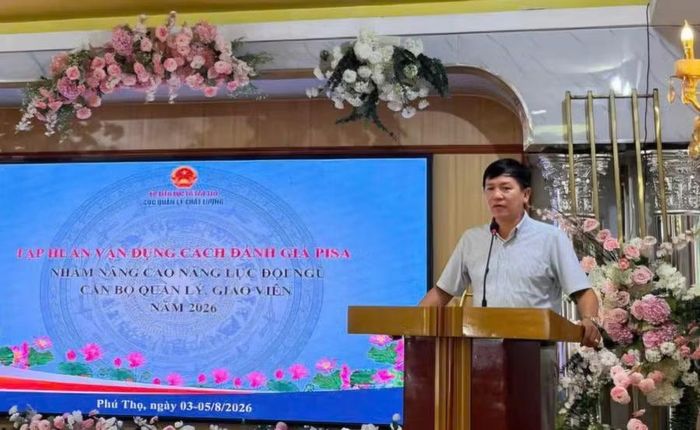 PGS.TS Phạm Quốc Khánh phát biểu tại tập huấn.