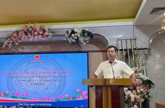 TS Hà Xuân Thành, Giám đốc Trung tâm Khảo thí Quốc gia và Đánh giá chất lượng giáo dục, Cục Quản lý chất lượng (Bộ GD&ĐT) phát biểu tại tập huấn.