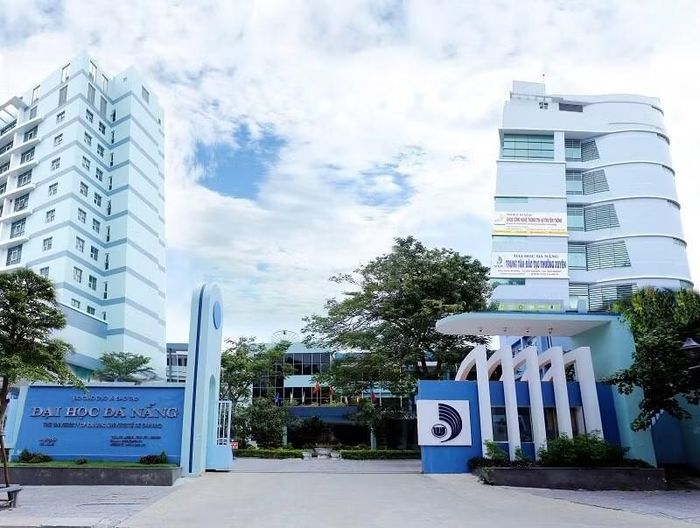 Điểm trúng tuyển nhiều ngành đào tạo của các trường thành viên Đại học Đà Nẵng có biên độ tăng từ 1 - 3 điểm so với năm 2025.