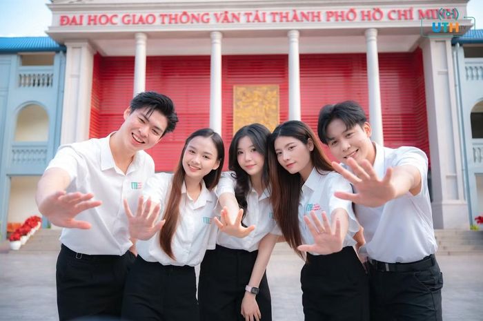 Sinh viên Trường ĐH Giao thông vận tải TPHCM.