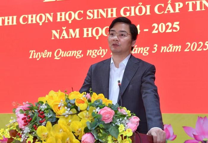 Ông Vũ Đình Hưng - Giám đốc Sở Giáo dục và Đào tạo tỉnh Tuyên Quang. (Ảnh: Báo Tuyên Quang)