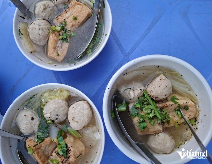 Món đậu hũ bò viên được xem là "linh hồn" của quán 