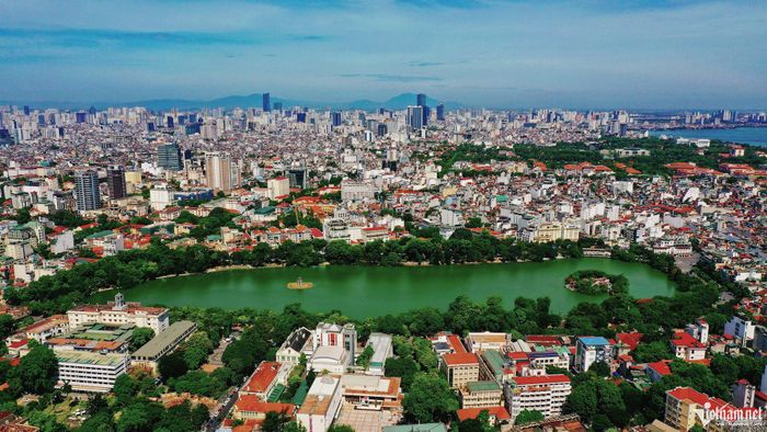 Hà Nội nhìn từ trên cao. Ảnh: Hoàng Hà
