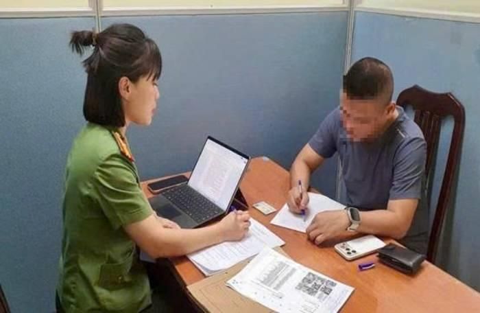 Cơ quan Công an làm việc với ông Đ.T.M