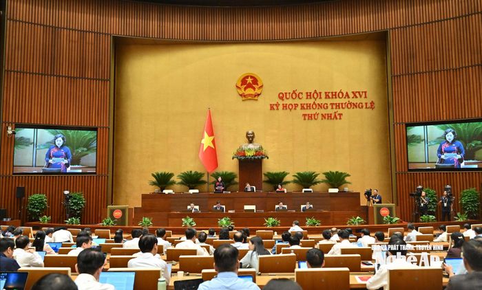 Phiên thảo luận tại hội trường Kỳ họp không thường lệ thứ nhất, Quốc hội khóa XVI. Ảnh: Viết Chung