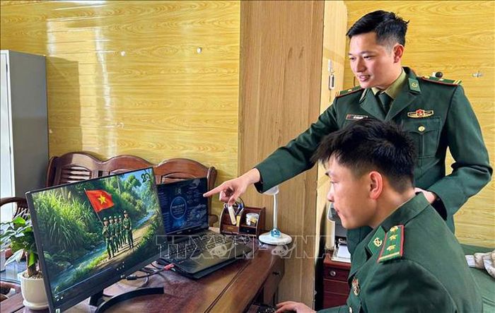 Đồn Biên phòng Nậm Nhừ, tỉnh Điện Biên xây dựng video ứng dụng AI để tuyên truyền chuyển đổi số đến với người dân. Ảnh: TTXVN phát