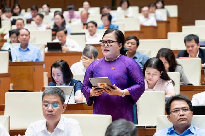 Đại biểu Nguyễn Thị Sửu (Ảnh: Media Quốc hội).