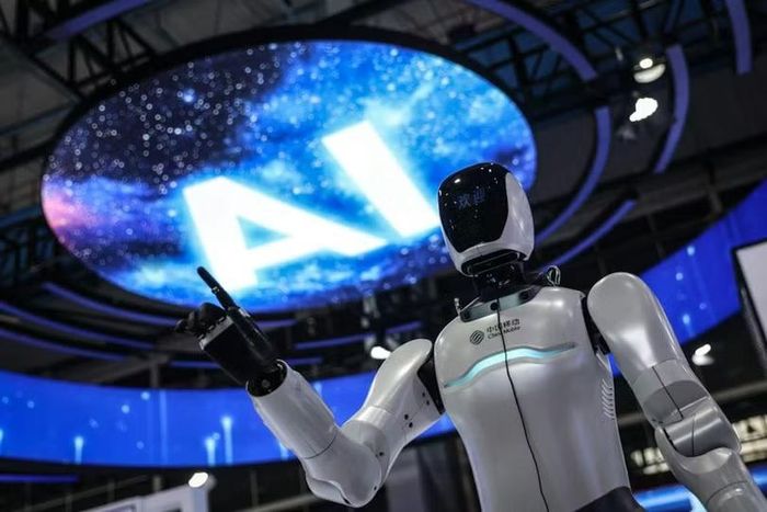Ngành chế tạo robot hình người và AI vẫn nóng. Ảnh: HK01.