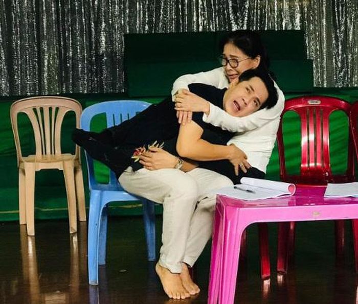 NSƯT Thành Lộc và NSND Kim Xuân có hơn hai thập niên đồng hành trên sân khấu. Ảnh: NVCC.