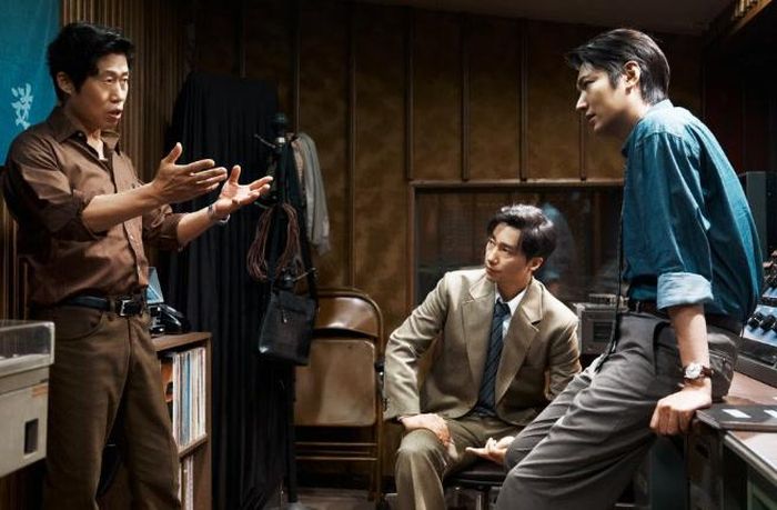 Lee Min Ho cùng Yoo Hae Jin, Park Hae Il tạo nên bộ ba điều tra trong Assassins.