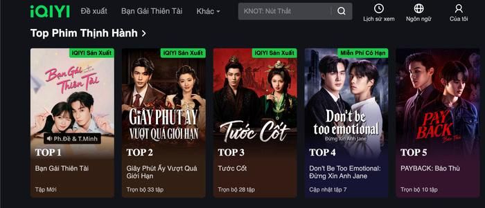 Bất chấp tranh cãi về nội dung, hai bộ phim của Điền Hi Vi và Trương Lăng Hách vẫn duy trì sức hút trên iQIYI. (Ảnh: Chụp màn hình)