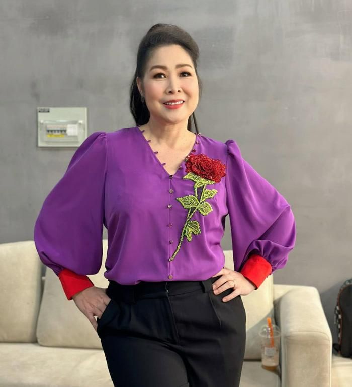 NSND Hồng Vân dường như đang tìm một vai diễn đủ sức đánh dấu một chương mới trong hành trình điện ảnh của mình. 