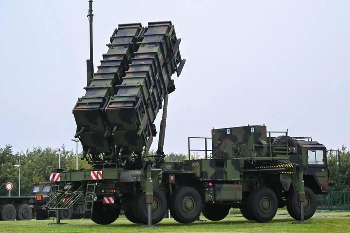 Quân đội Mỹ đã bí mật di dời thêm các hệ thống phòng thủ tên lửa Patriot đến căn cứ không quân Osan ở Hàn Quốc. Ảnh: Apa.
