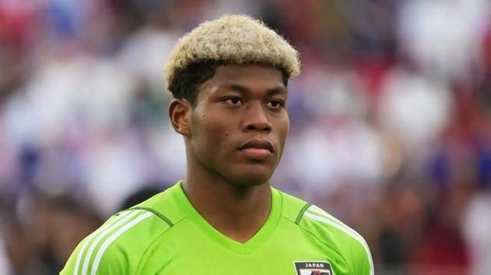 PSG ra giá mới cho Suzuki. (Ảnh: Getty Images)
