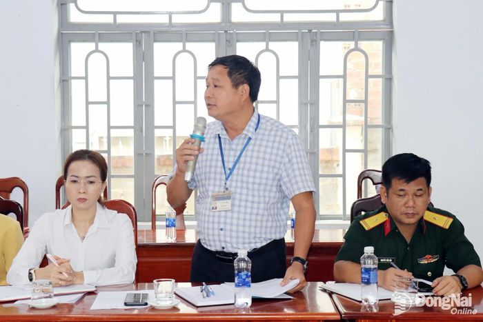 Đại diện các đơn vị, trường học nêu ý kiến tại buổi làm việc. Ảnh: Ngọc Huyền