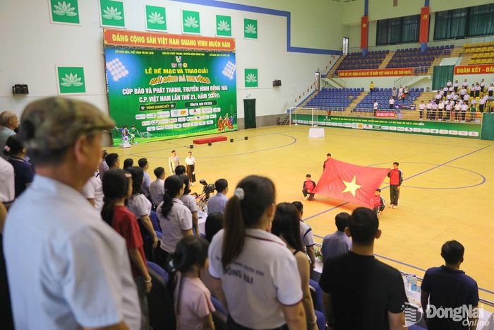 Toàn cảnh lễ bế mạc Giải bóng đá nhi đồng Cúp Báo và Phát thanh, Truyền hình Đồng Nai - C.P. Việt Nam lần thứ 21. Ảnh: Thủy Tiên