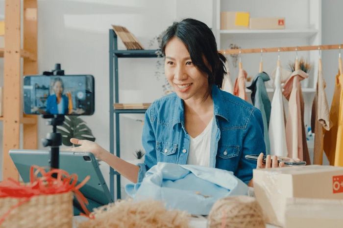 Xu hướng bán hàng online thông qua các kênh TMĐT ngày càng phổ biến nhưng đặt ra không ít thách thức đối với công tác thu thuế ở lĩnh vực này
