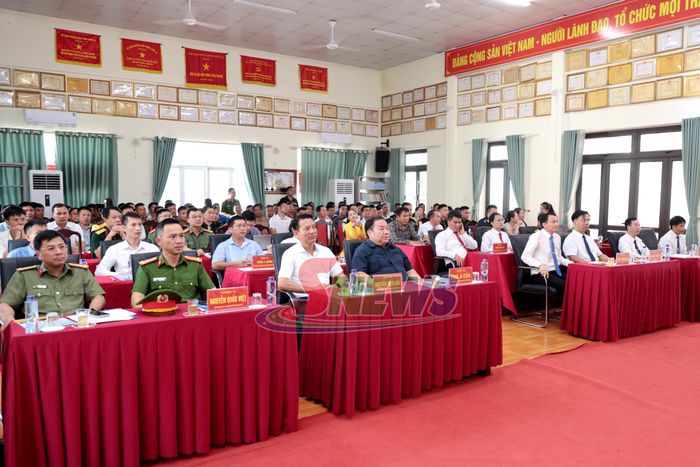 Các đại biểu dự ngày hội.