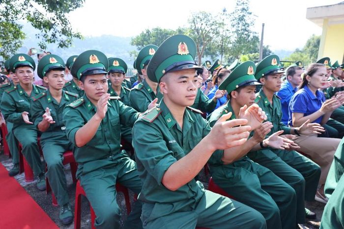 Các đại biểu tham dự Lễ phát động