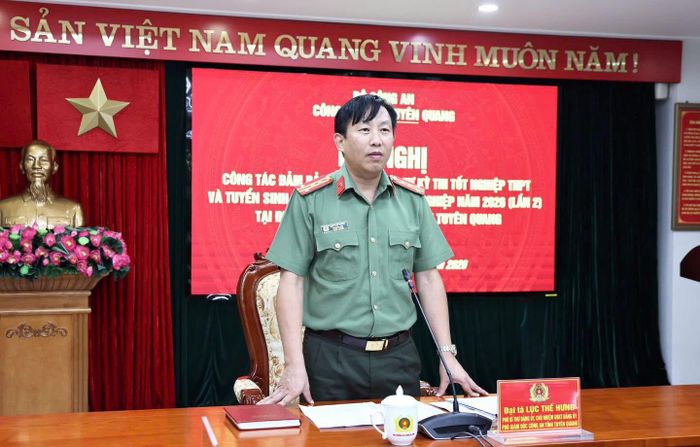 Đại tá Lục Thế Hưng phát biểu tại hội nghị. Ảnh: Công an tỉnh Tuyên Quang
