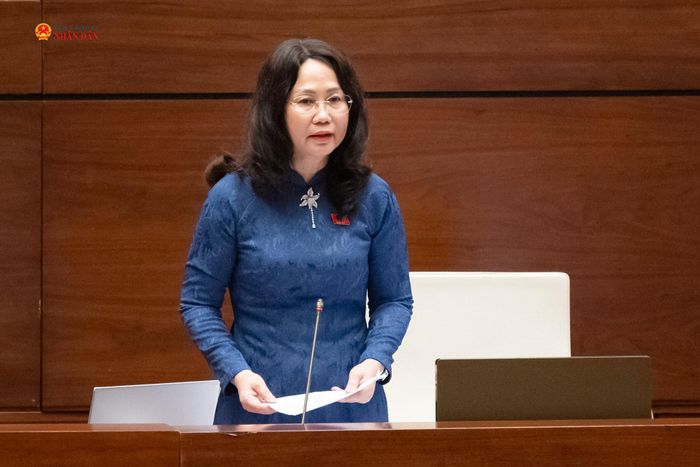 Bộ trưởng Bộ Văn hóa, Thể thao và Du lịch Lâm Thị Phương Thanh phát biểu giải trình, làm rõ một số vấn đề đại biểu Quốc hội nêu