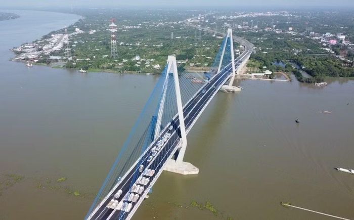 Hạ tầng giao thông vùng ĐBSCL ngày càng đồng bộ, phát triển.