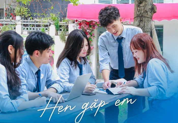 Ngành Quan hệ quốc tế dẫn đầu điểm chuẩn Học viện Ngoại giao năm 2026 với 27,75 điểm.