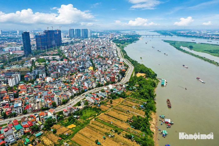 Việc phát triển cảnh quan được đặt cùng với yêu cầu tổ chức không gian bờ sông, lòng sông. Ảnh minh hoạ: Phan Anh