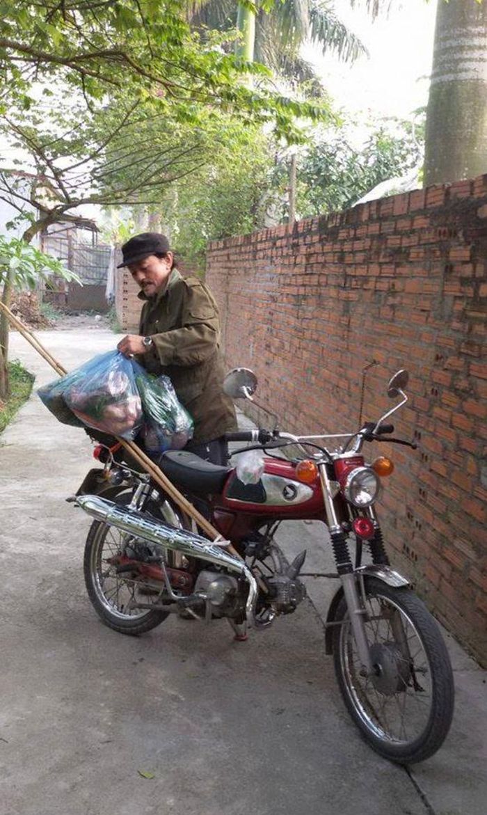 Một số hình ảnh NS Giang Còi được đăng tải tại fanpage "Vườn của ba".